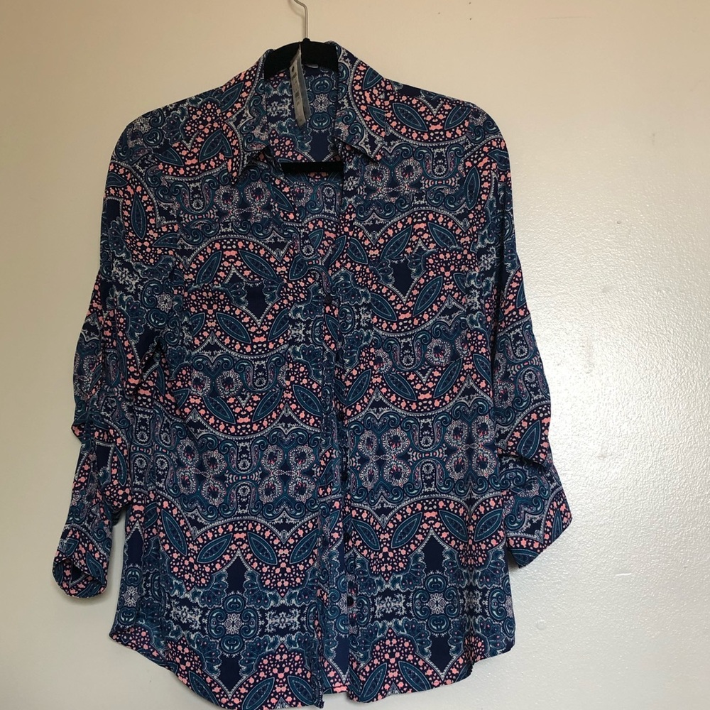 Express button down with front pockets